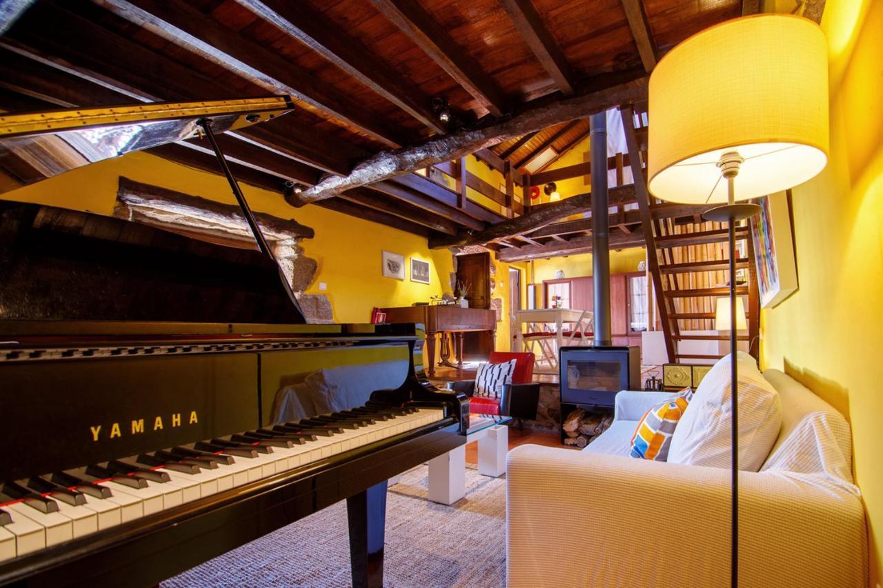 Casa Do Piano Guest House Longos Bagian luar foto